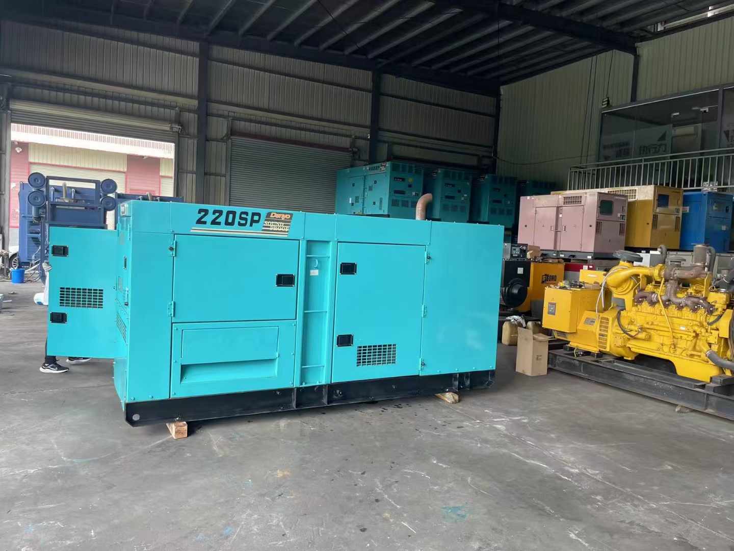 泰安800kW 柴油发电机的输出电流波动范围是多少?