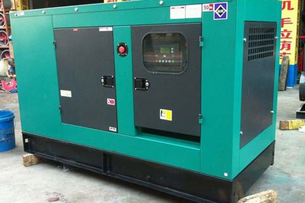 泰安如何检查机油的使用时间？